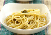 Linguine with Olive Oil and Fresh Herbs