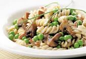Pasta with Creamy Mushroom-Pea Sauce